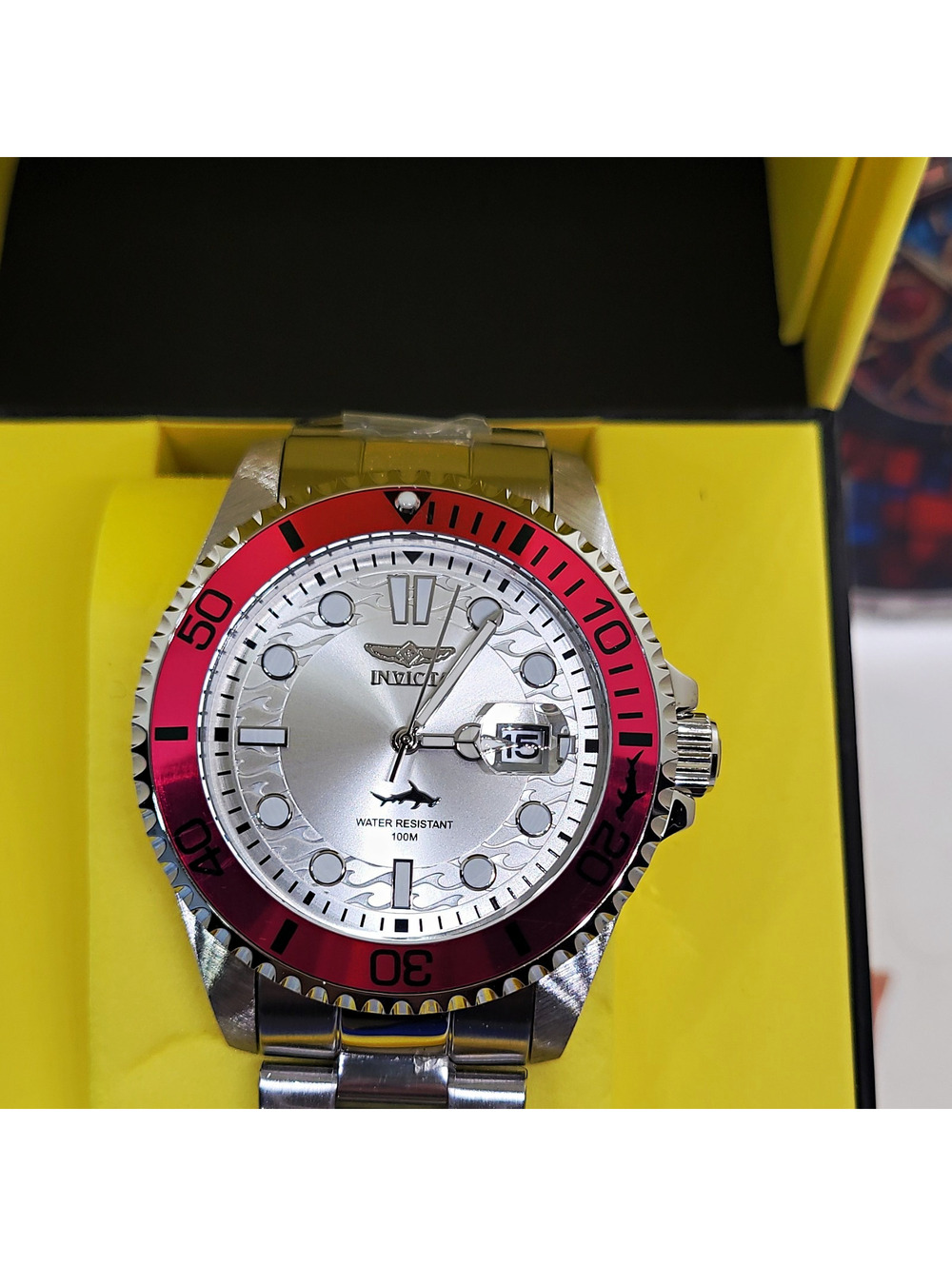 603 Invicta Pro Diver Men's Quartz 40mm Silver Dial Pink Bezel SS Watch in Box